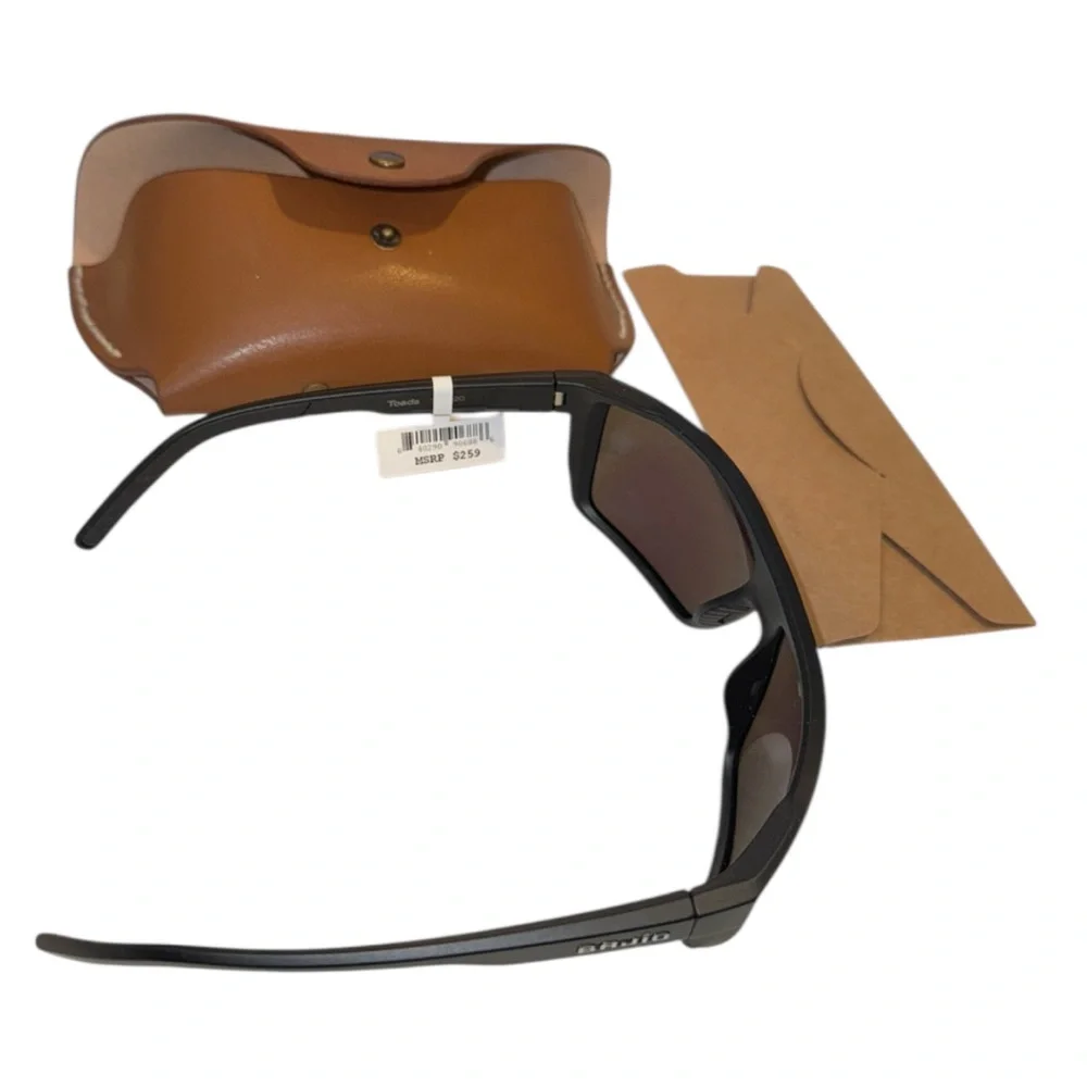 Brand New Blue and Black Bajio Toads Sunglasses